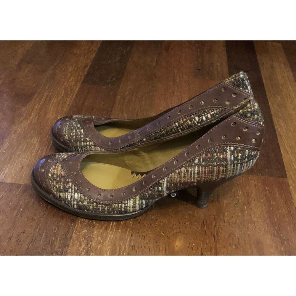 Women’s Vince Camuto Fabric Tweed Brown Tweed/Leather Kitten Heels Casual 6.5M - Picture 2 of 9